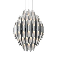 Lustre de designer célèbre, finition métallique de luxe, taille compacte, éclairage artistique moderne