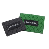 Étiquette en cuir véritable personnalisée étiquette vêtements accessoires usine OEM meubles marque canapé matelas étiquettes en cuir pour sacs à main