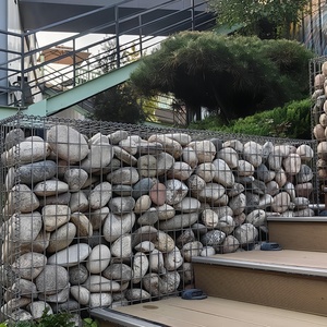 Gabions soudés à cadre métallique découpés sur mesure pour la protection des pentes de rivières, la stabilisation des talus, les clôtures et les cages en pierre pour aménagements paysagers - Product Image 6
