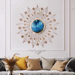 Moderne Luxus abstrakte Biegung Wand dekoration Metall kreative Wohnzimmer Hintergrund Geburtstag Veranda Wandbehang dekorative Kunst - Product Image 1
