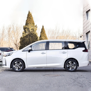 Nouvelle voiture <span class=keywords><strong>MPV</strong></span> compacte à essence 2026 Trumpchi M6 avec système d'injection directe haute pression 50 bars dans le cylindre - Product Image 4