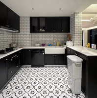 Meubles de cuisine modulaires innovants et extensibles avec système de levage électrique intégré, personnalisables et montés au mur