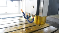 Centre d'usinage CNC à portique GMB3022, machine de fraisage et d'alésage CNC robuste de grande taille pour pièces de construction de l'industrie lourde