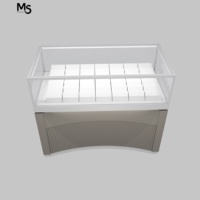 Vente en gros M & S Nouveau design d'armoire de magasin en verre Logos à couleurs personnalisées Présentoir de bijoux de mode pour centre commercial