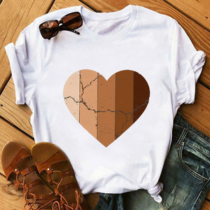 Venta al por mayor de dibujos animados planos impresos camiseta de dama africana, camiseta de niña negra africana para el mes de <span class=keywords><strong>la</strong></span> <span class=keywords><strong>historia</strong></span> de <span class=keywords><strong>la</strong></span> mujer con diseño de melanina - Product Image 5
