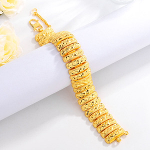 Brazalete de Reloj de Lujo con Textura Chapada en Oro, Joyerí<span class=keywords><strong>a</strong></span> Hipoalergénica <span class=keywords><strong>para</strong></span> Hombre, Regalo Perfecto <span class=keywords><strong>para</strong></span> Padre/<span class=keywords><strong>Novio</strong></span> - Product Image 4