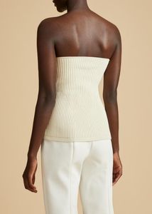 Produits à succès 2026 – Pull en maille ajusté pour femme en viscose et polyester mélangés, style décolleté cœur, fabriqué en Italie - Product Image 2