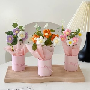 Hug Bucket bouquet <span class=keywords><strong>Roses</strong></span> tricotées Saint Valentin Graduation Fête des Mères Bouquet Cross Explosion Bouquet de <span class=keywords><strong>roses</strong></span> fait à la main - Product Image 4