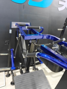 Máquina de Sentadillas Super Pendulum Comercial con Carga de Placas de Acero para Gimnasio, Equipo de Fitness con Características de Seguridad, Potente Máquina de Tracción - Product Image 6