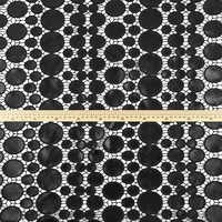 Tissu en cuir PU découpé au laser et brodé pour chaussures, sacs, canapés et vêtements