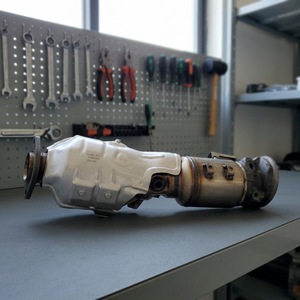 Three Way Catalytic Converter for Toyota Crown Reiz 2.0T OEM <b>Auto</b> Parts Exhaust <b>System</b> - Product Image 1