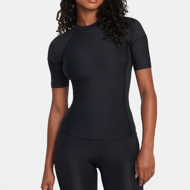 2024 Hot Selling Sweat-wicking Long Sleeves Compression Yoga Shirts for Women OEM Services Customized Workout Activewear