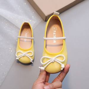 Zapatos de Charol Amarillos y Rojos para Niñas al por Mayor, Calzado Infantil con Lazo para Bebés de 3 a 4 Años, Nuevo Estilo, Zapatos de Vestir Bonitos para Niñas - Product Image 4