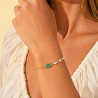 Bracelet pour femme en acier inoxydable avec chaîne câble, plaque rectangulaire en cristal pavé exquis et demi-perle d'eau douce, bijou de fête, cadeau