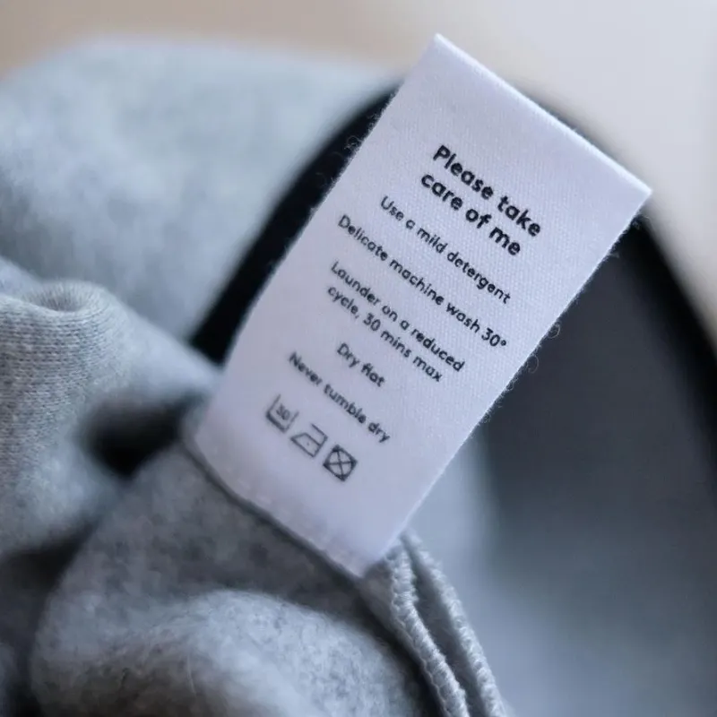 Logotipo privado personalizado tecido vestuário etiqueta pescoço tags 100% algodão orgânico etiquetas alta densidade Jacquard roupas cetim etiqueta