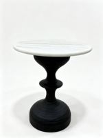 Mesa Auxiliar Escultural Clásica de Lujo con Pedestal de Madera Maciza y Tapa de Mármol Natural Blanco para Hotel, Villa, Sala de Estar, Dormitorio