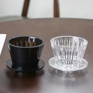 Gotejador de café de plástico despeje sobre o filtro de café