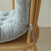 Coussin en polaire épais et chaud. Chaise de bureau avec coussin intégré pour siège et dossier. Antidérapant et durable