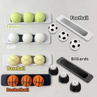 Organisateur de cordon de câble magnétique en forme de football personnalisé nouveauté support de fil en silicone organisateur de câble magnétique