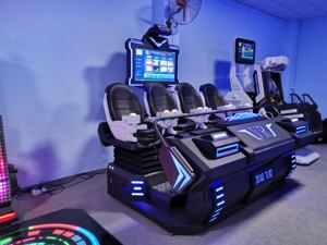 Simulador de movimiento electrónico 4 jugadores oscuridad nave espacial Realidad Virtual carreras máquina de juego de vuelo de movimiento completo para centro de juegos - Product Image 3