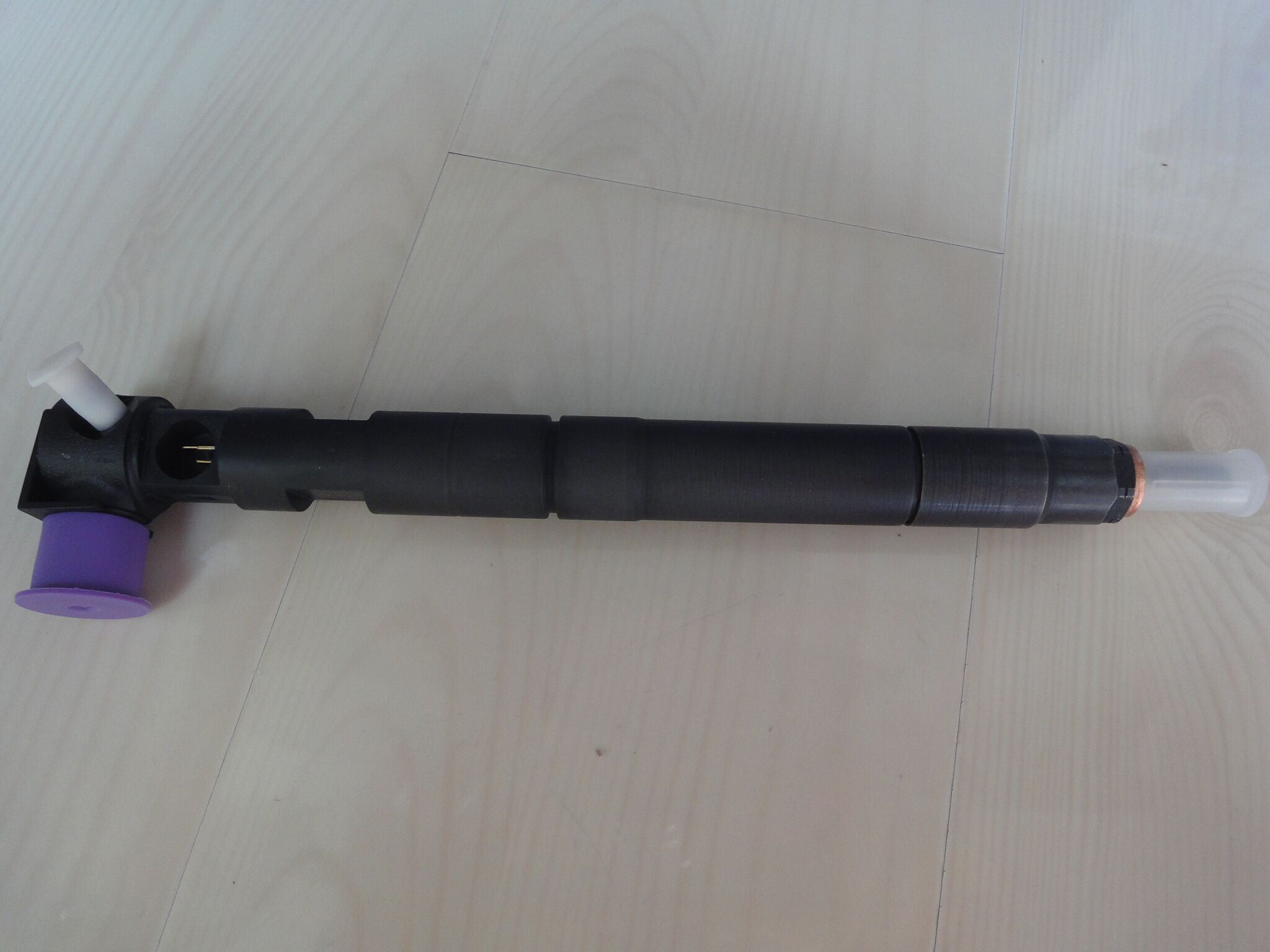 Genuine diesel injector 338004A700 for Hyundai Starex H1 Grands 2012 new original common rail injector 338004A700 28236381
