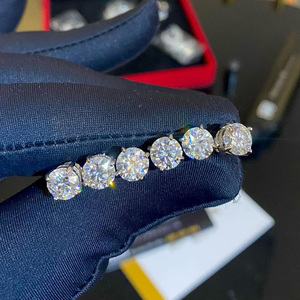 Hot bán vvs moissanite cụm Bông tai đinh tán Iced ra vòng rực rỡ cắt kim cương hoa bông tai - Product Image 3