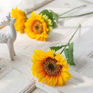 Fleur artificielle en soie de 5 pouces, tournesol à tête unique, style papillon du lac de l'Ouest, pour mariage et décoration intérieure - Product Image 1