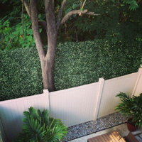 Mur de gazon artificiel extérieur fausse feuille de PE panneau de haie de buis vert faux mur artificiel rouleau U toile de fond mur latéral