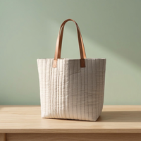 Sac fourre-tout matelassé Kantha léger, cousu artisanallement, style moderne Inde, pour femme, essentiels de voyage, fabriqué éthiquement SUR COMMANDE