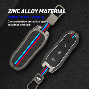 Magicocase Custodia Protettiva Completa in Lega di Zinco e Silicone per Chiavi Auto, Accessorio Portachiavi Durevole con Protezione a 360 Gradi - Product Image 2