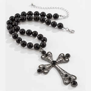 Collares con colgantes de Cruz de cristal hueco grande para mujer, cadenas de cuentas de boda a la moda para mujer, accesorios en el cuello, joyería de moda - Product Image 4