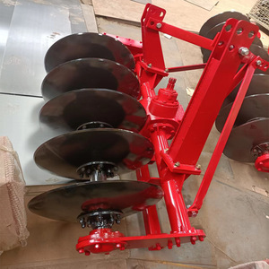 Charrue à disques 8 rangs avec boîte de vitesses pour utilisation avec tracteur - Product Image 4