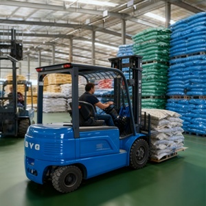 Chariot élévateur CPD 25 de 2,5 tonnes, chariot élévateur à GPL/essence de 3 tonnes avec mât pour conteneurs et déplaceur latéral - Product Image 5