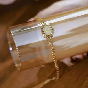 BSビーシスター1582スクエアビンテージレディースブレスレットクォーツ時計ステンレスバンド防水コンパクト女性の腕時計 - Product Image 3