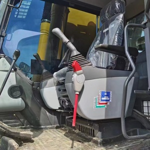 Excavadora Komatsu PC220 usada de segunda mano, excavadora mediana de 22 toneladas para proyectos de construcción de terraplenes. - Product Image 6