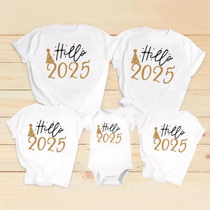 <span class=keywords><strong>Hola</strong></span> 2025 trajes a juego para la familia Feliz Año Nuevo <span class=keywords><strong>papá</strong></span> mamá niños camisa bebé mono familia camiseta vacaciones fiesta familia ropa - Product Image 6