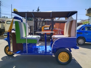 Oferta Especial: Mototaxi Piaggio Ape de 3 Ruedas, 200cc, 4 Pasajeros, con Motor de Gasolina, Triciclo de Reparto, Triciclo Taxi - Product Image 2