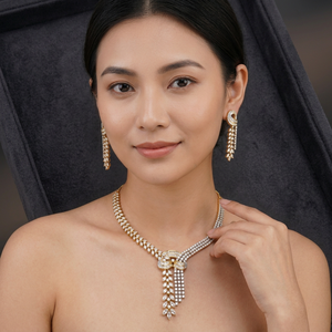 ชุดสร้อยคอและต่างหูแบบห้อยประดับเพชร CZ ชุบโรเดียมทองเหลืองสุดหรูหราสไตล์คลาสสิก พร้อมด้วยเพชรทรงมาร์คีส์ - Product Image 1