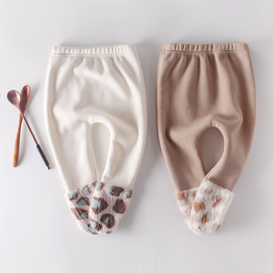 Traje de gateo de una pieza para bebés Ins Hayi, de mezclilla con forro polar, con orejas de peluche, capucha, estampado de leopardo, cremallera YKK, suministro ODM, algodón - Product Image 4