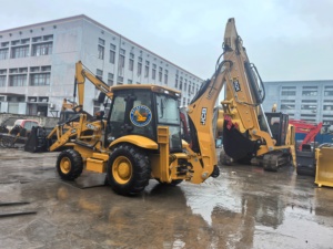 Cargadora de Ruedas JCB 3CX Usada de Alta Calidad, Motor CAMC, Alto Rendimiento, Envío a Todo el Mundo - Product Image 3