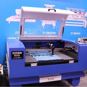 Máquina de corte láser Zoyer ZY-JGC9060X-1 automática para telas de ropa - Product Image 1