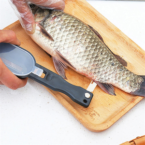 Grattoir à écailles de poisson en gros avec couvercle, outil de nettoyage et de raclage pour la cuisine domestique et la pêche, gadget de cuisine - Product Image 1