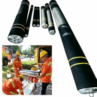 Packer de réparation de tuyaux pour la réparation par incrustation CIPP DN50-DN1500, en caoutchouc double couche et raccords métalliques, conception gonflable