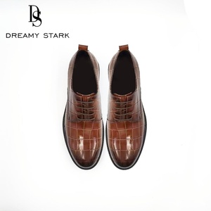 Chaussures habillées italiennes pour hommes Dreamy Stark 2023, en cuir de vachette, nouveau design tendance, faites à la main, pour affaires et mariages, avec boîte, paiement T/T - Product Image 4