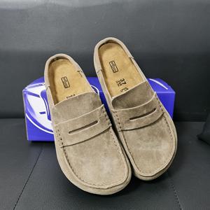 Mule Loafers Stile Birkenstock, Unisex, Retro Casual in Camoscio Opaco con Logo Inciso, Ciabatte Estive e Autunnali da Esterno - Product Image 2