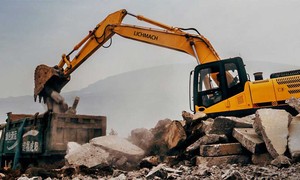 Excavadora hidráulica china de 25 toneladas, motor Yanmar sobre orugas, bomba hidráulica de Yuken nueva condición, Cubo de varios pesos de funcionamiento - Product Image 5