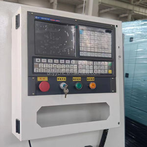 NUEVA máquina de torno horizontal CNC CK61100 CK61125 de 2 ejes con sistema de control GSK Mecanizado automático de servicio medio - Product Image 5