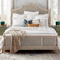 Lit en rotin et bois de style vintage français, grand lit en bois avec tête de lit sculptée en saule, mobilier de chambre à coucher