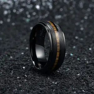 2022 Custom Minimalist Men Black Stainless Steel Ring Classic Engagement Ring Jewelry Narrow Wood Grain Stainless Steel Ring