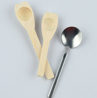Bouteille de sel de bain ronde carrée en plastique noir blanc transparent givré de 100g 200g 300g 500g avec bouchon et cuillère en bois pelle en acier